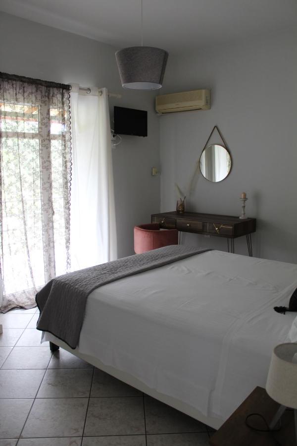 גאיוס Paxos Rock Apartments מראה חיצוני תמונה